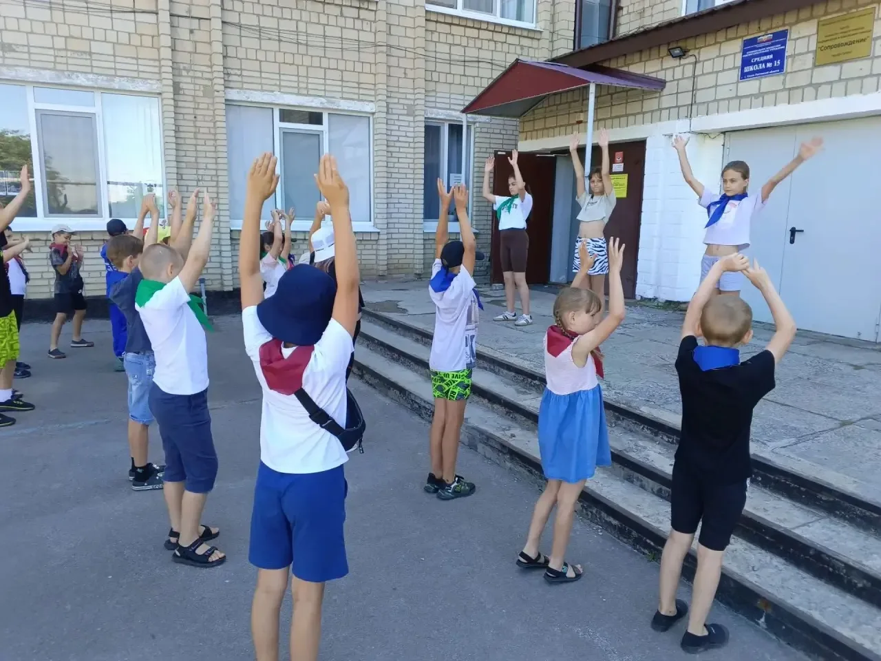 20 июня пролетел 17‑й день в нашем пришкольном летнем лагере «Планета здоровья»!
Утро началось, как 