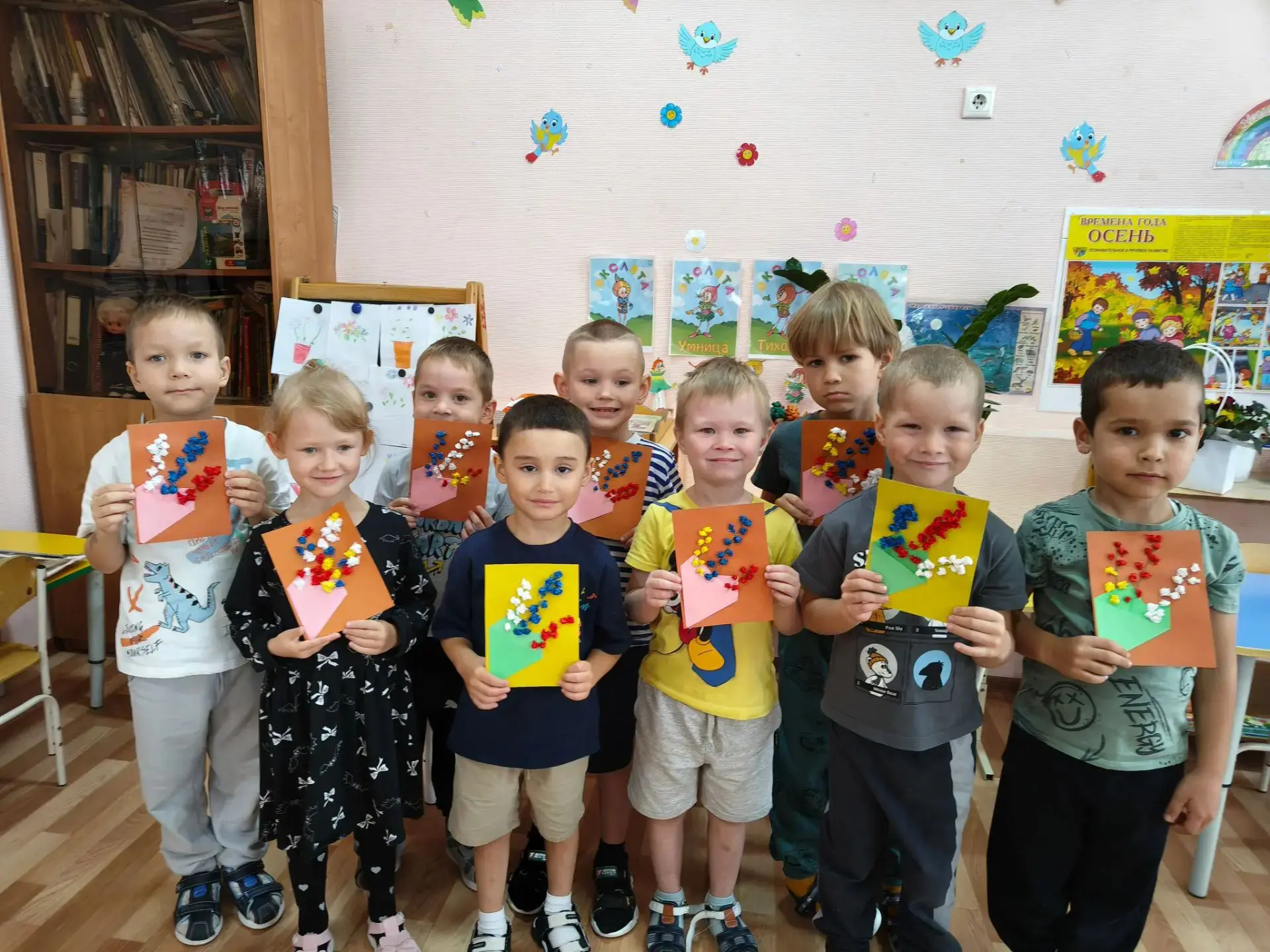 ✅Поздравляем бабушек и дедушек.