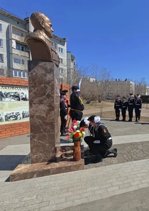 7 мая юнармейцы школьного Почётного караула, обучающиеся 7Д и 8Д классов  принимали участие в городс