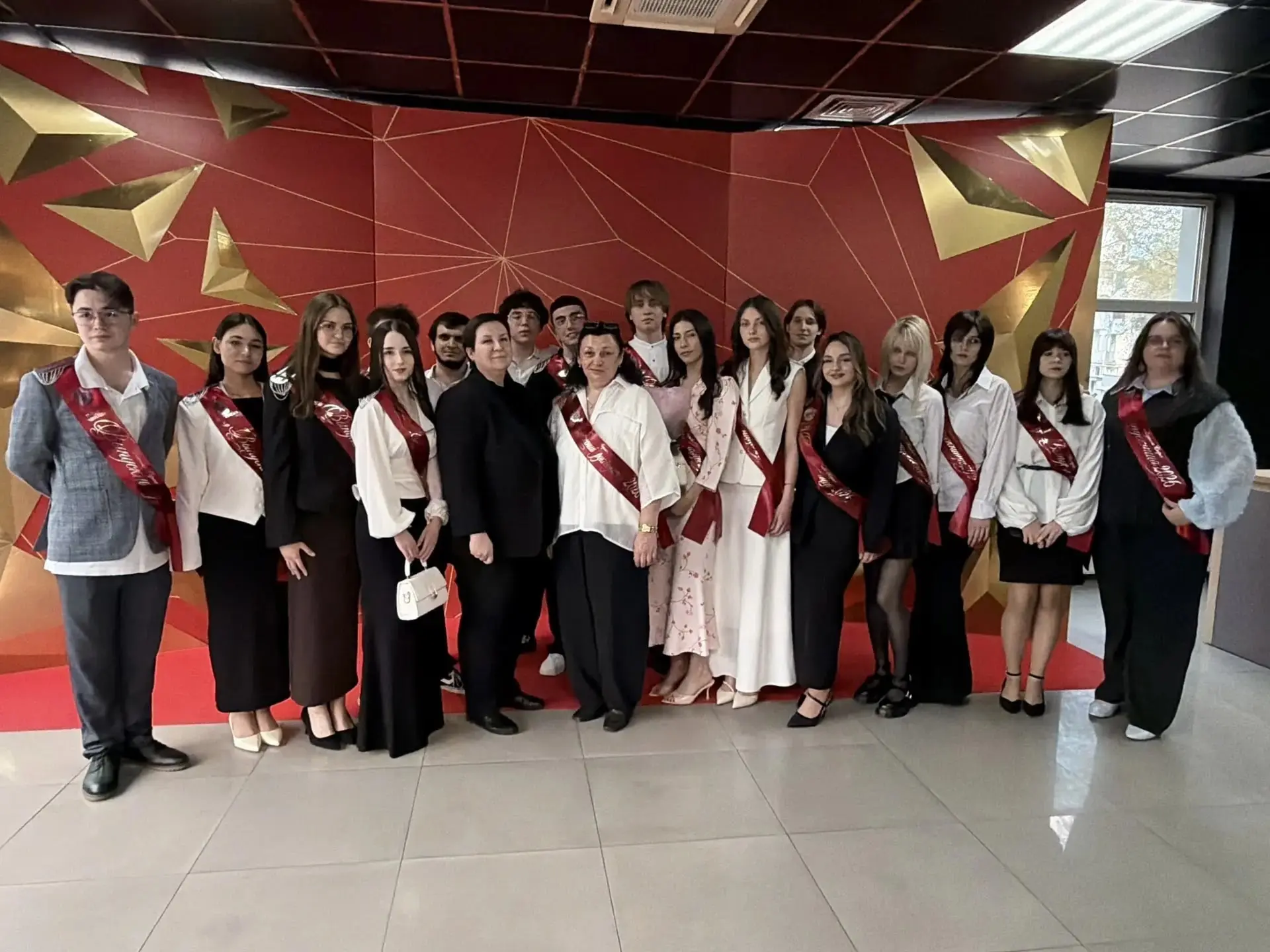 🎓 ПОСЛЕДНИЙ ЗВОНОК — 2026: ПРАЗДНИК, КОТОРЫЙ ОСТАНЕТСЯ В ПАМЯТИ НАВСЕГДА

26 мая в Городском культу