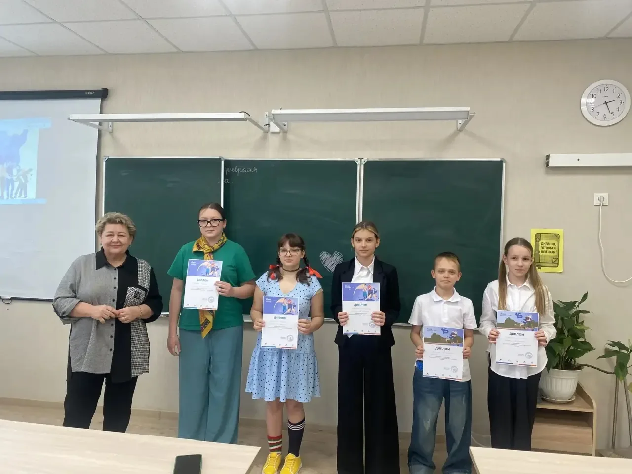 "Живая классика"📚  Сегодня прошёл школьный этап конкурса юных чтецов "Живая классика". Это соревнова