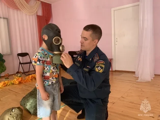 🔘 В России с начала следующего года начнут продавать населению противогазы. Свободный ...