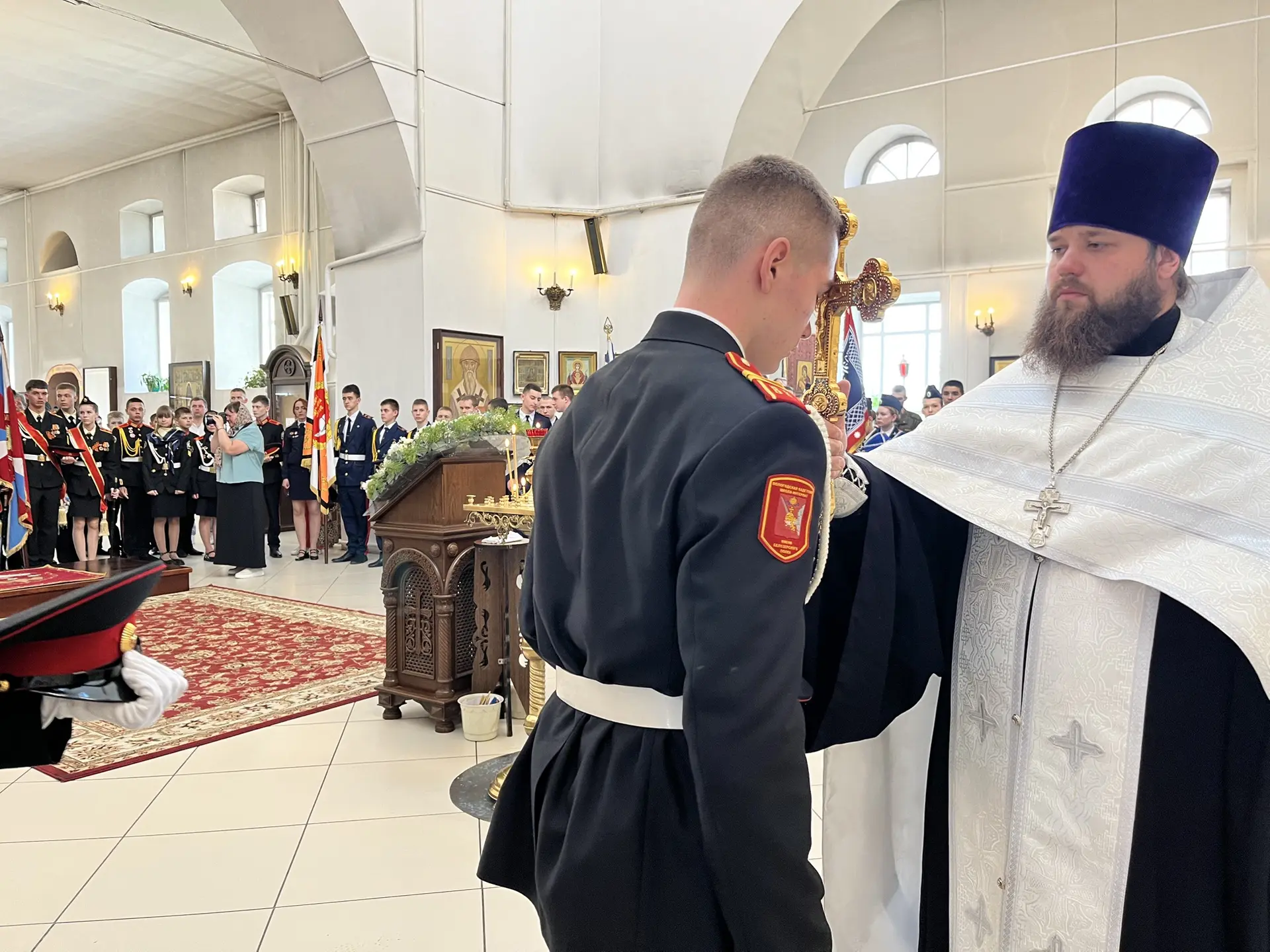 кадетские делегации посетили Христорождественский кафедральный собор, Благодарственный молебен в чес