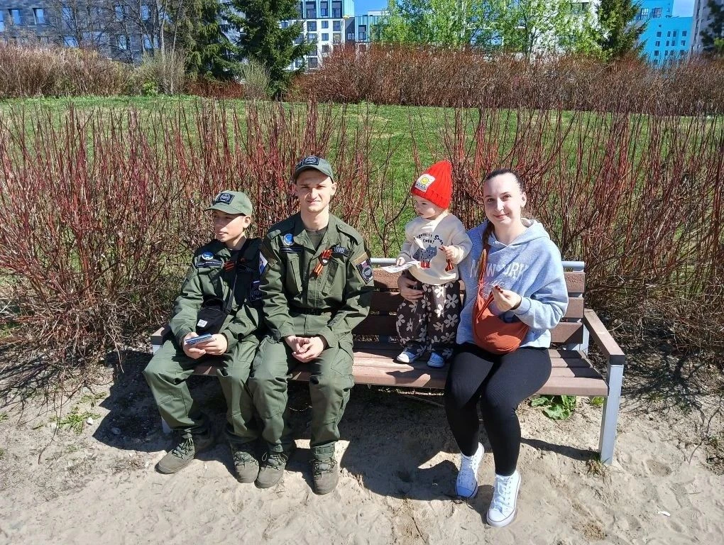 Сегодня, 5 мая, в этот солнечный день, учащиеся нашей школы, состоящие в спецотряде «ВОИН», провели 
