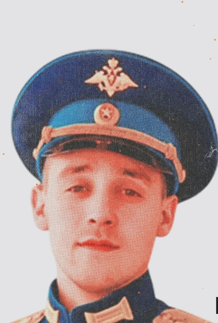 Абузьяров Дмитрий Алексеевич - старший лейтенант.

Командир 2-й штурмовой роты парашютно-десантного 