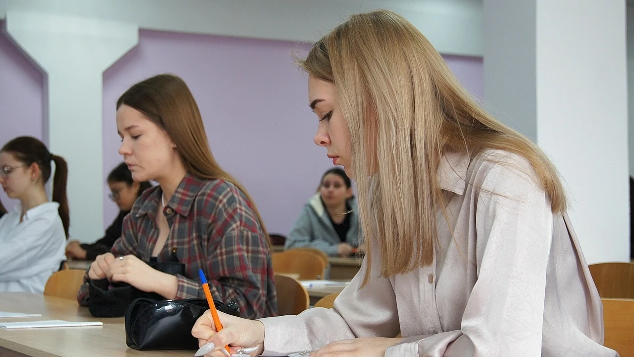 В ХГУ старшеклассникам Хакасии помогут подготовиться к экзаменам✍