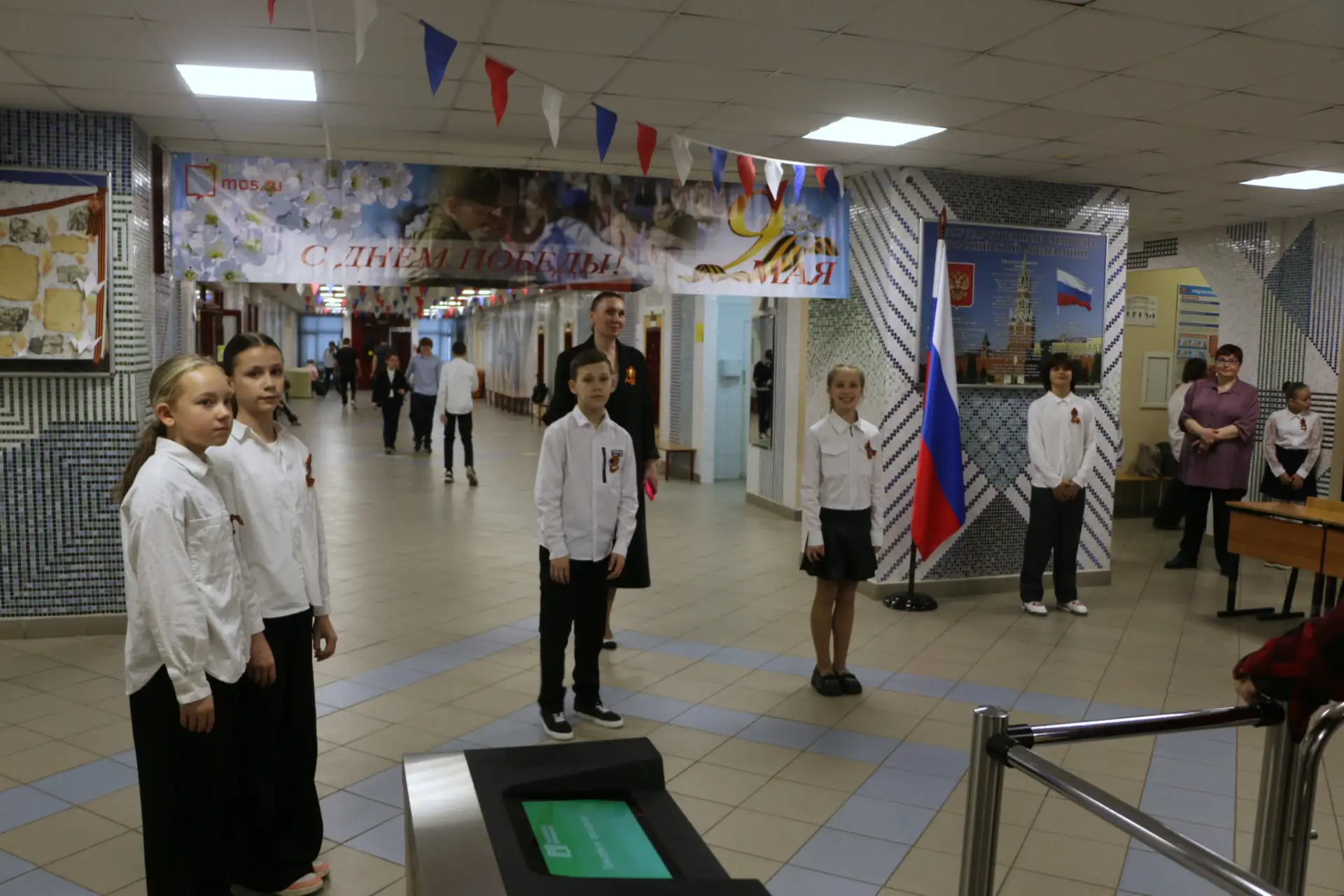 Мы — наследники Победы 🕊️  27 апреля в нашей школе прошёл праздничный концерт «Мы — наследники Побед