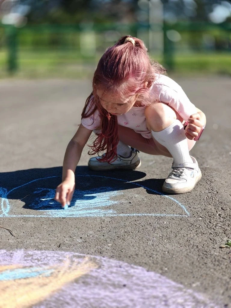 ✨ Сегодня, 1 июня, в День защиты детей, наш городской парк наполнился радостью и творче...