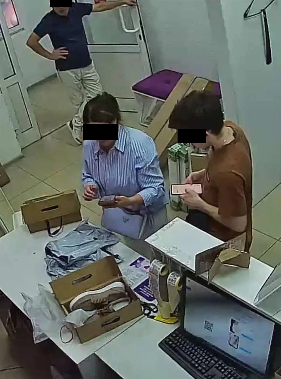 Просим помощи. Около недели назад произошла ситуация на пункте выдачи Валберис, по адре...