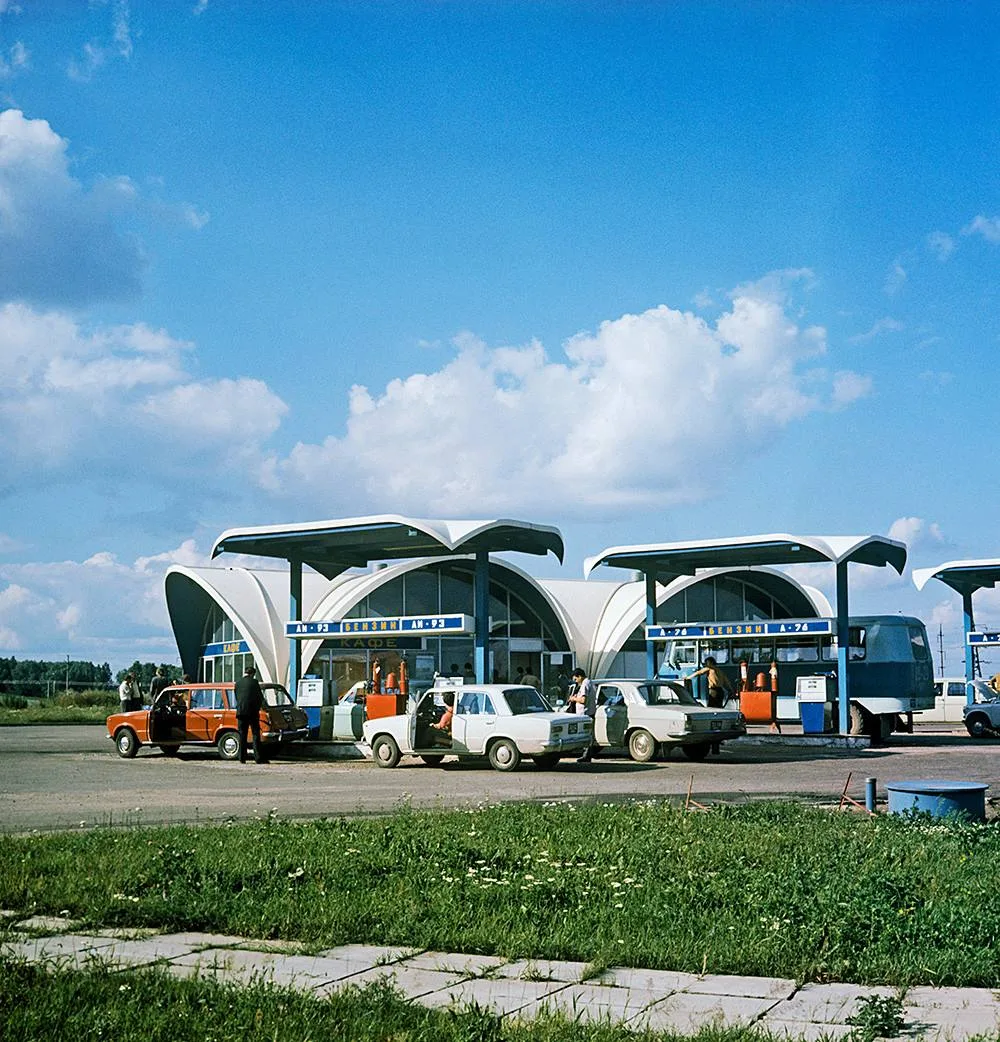 Заправка в Минске, 1978