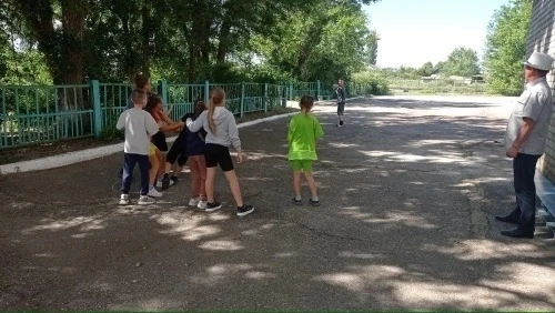 8 июня 2026 года в ЛОЛ « Орлята» МОУ "СОШ с.Демьяс" прошла большая командная игра «Физкульт-УРА!». 
