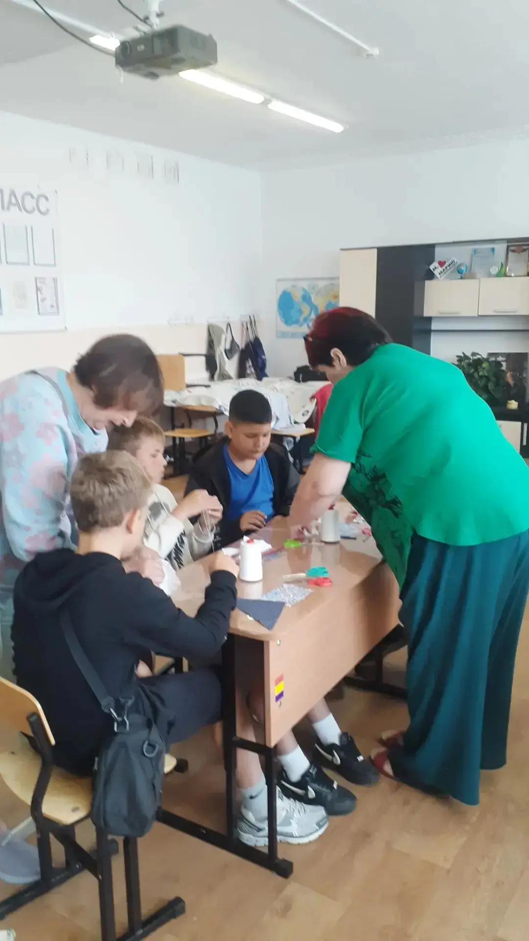 С любовью в каждом стежке: вторая смена лагеря в самом разгаре! ❤️

Вторая смена нашего пришкольного