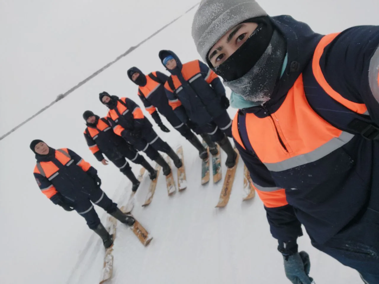 Мы не останавливаемся #НиДняБезДвижения  Движение — наша сила, безопасность — наша цель!
