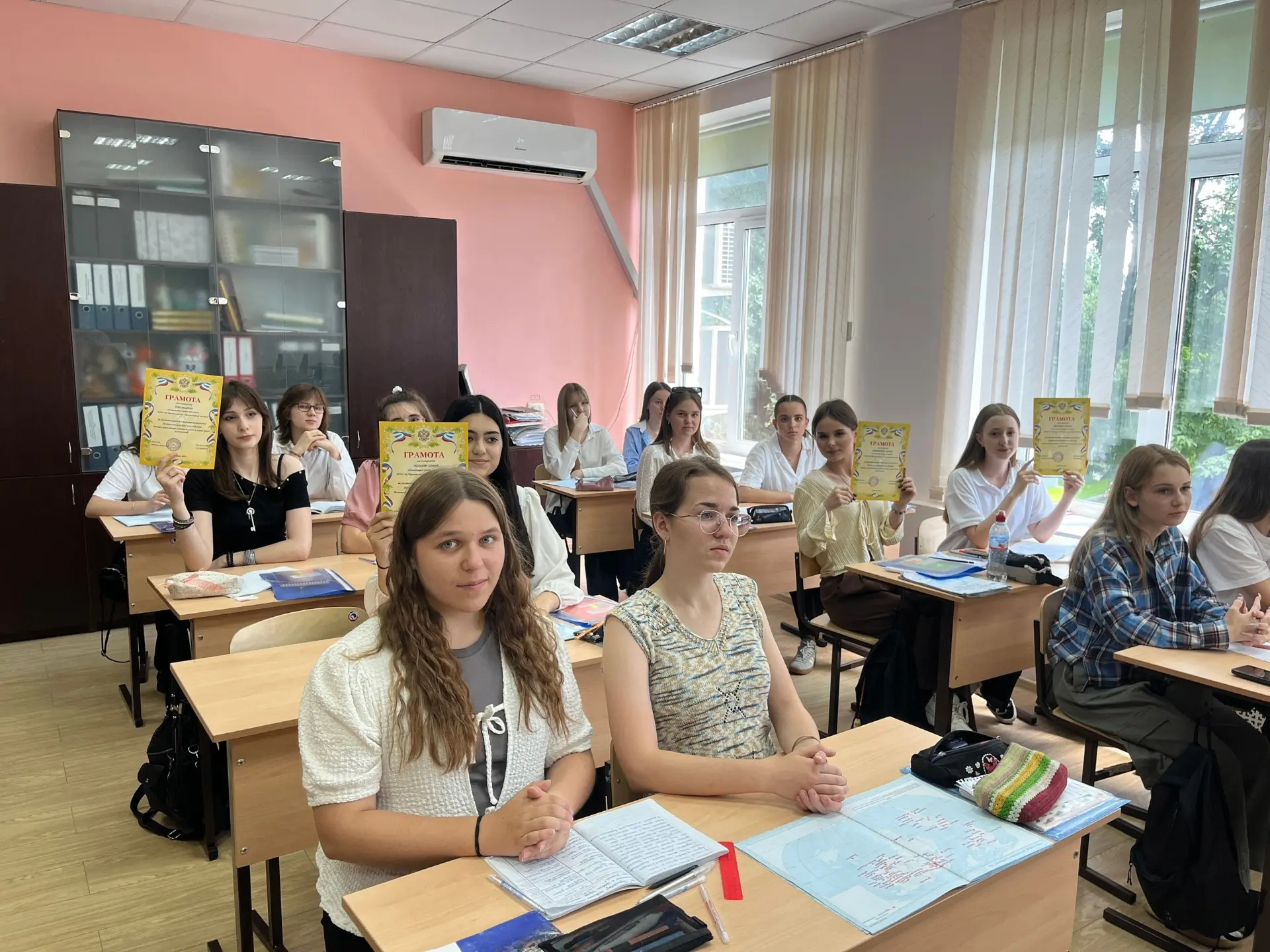 🇷🇺В колледже состоялось чествование самых эрудированных участников патриотического диктанта «Росси