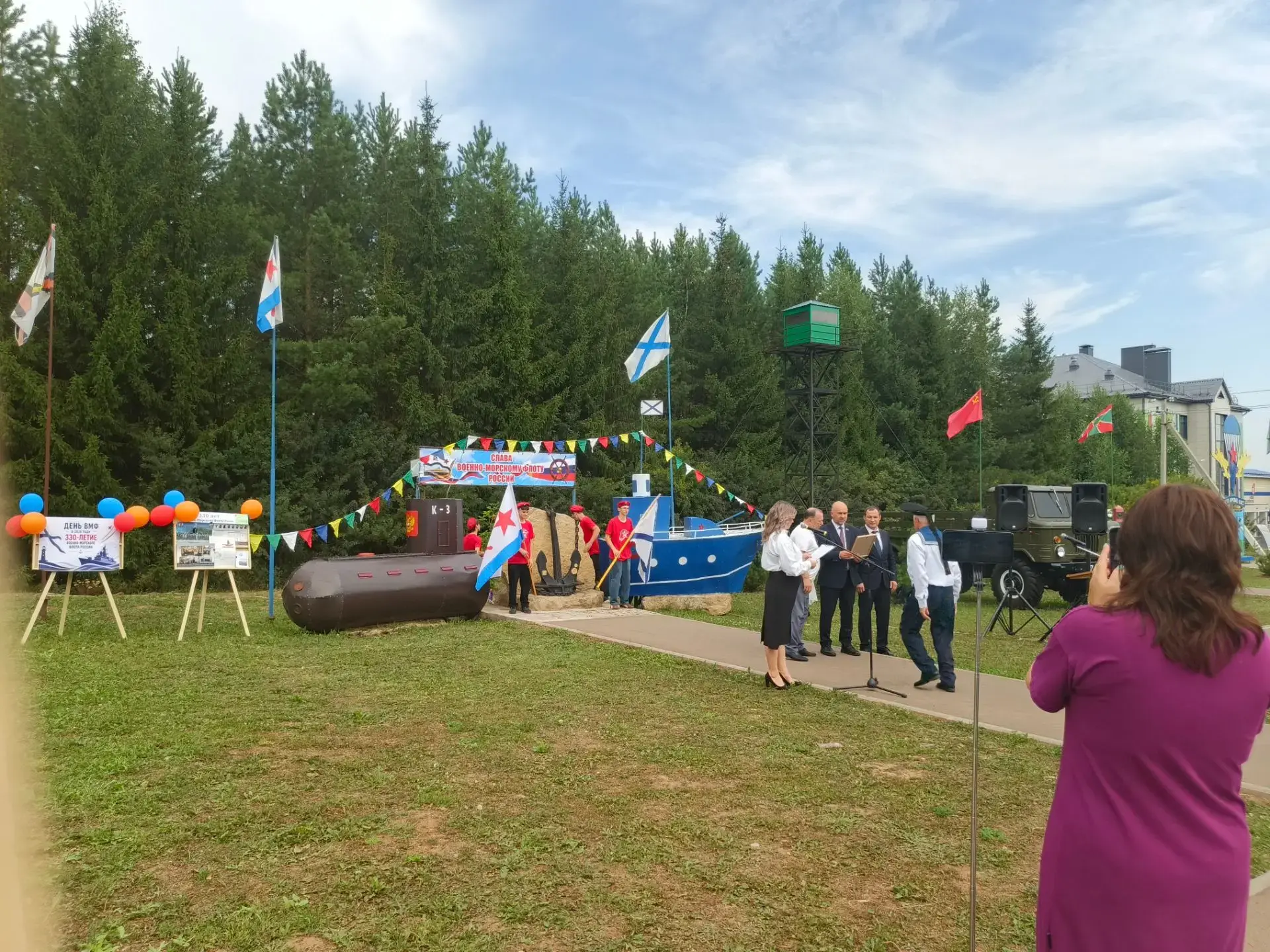 25 июль көнне, Хәрби диңгез флоты көне уңаеннан, Телэченең  Хәрби Дан аллеясында чара узды.