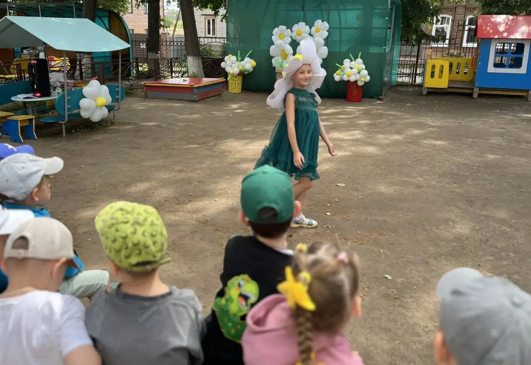 🌼«Под ромашковым небом»🌼 
День семьи, любви и верности в нашем детском саду!✨

Лето нам подарила ч