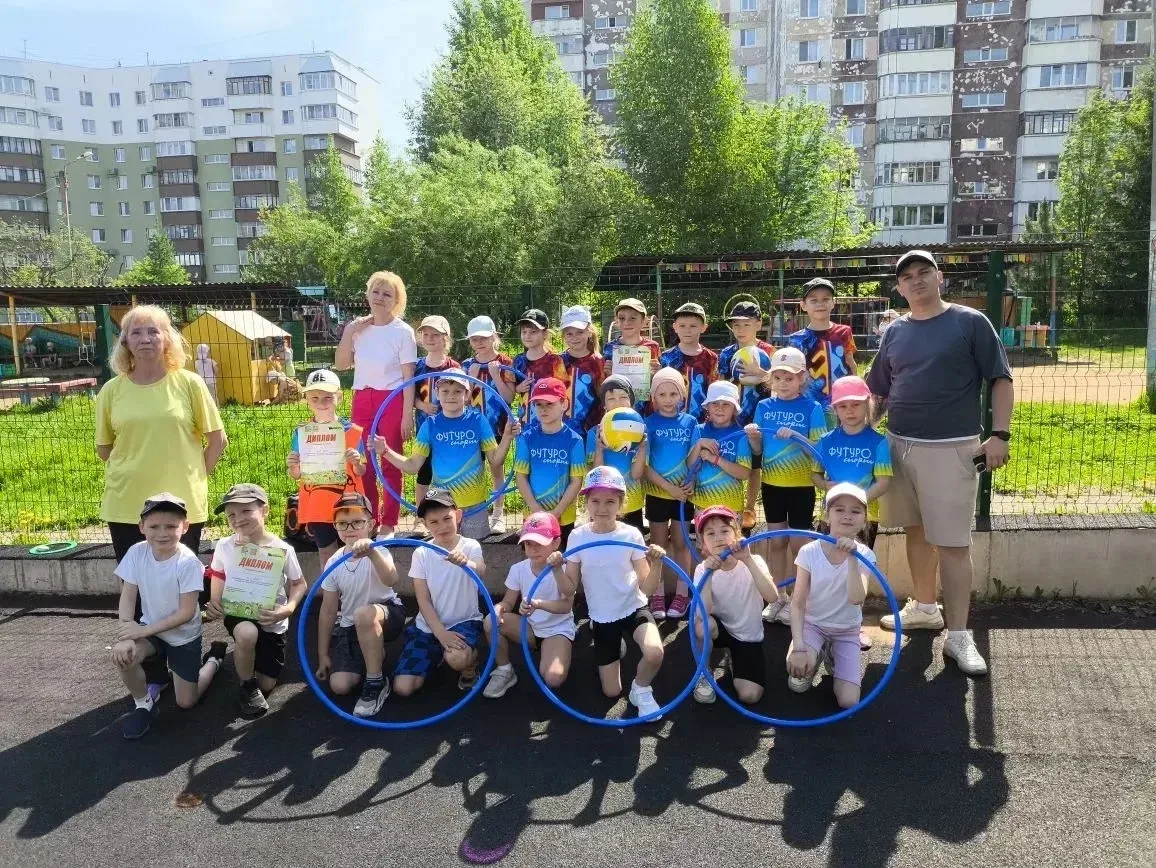 ✨ Здравствуй, спортивное лето! ☀️  Под таким названием 19 мая прошёл захватывающий спортивный праздн