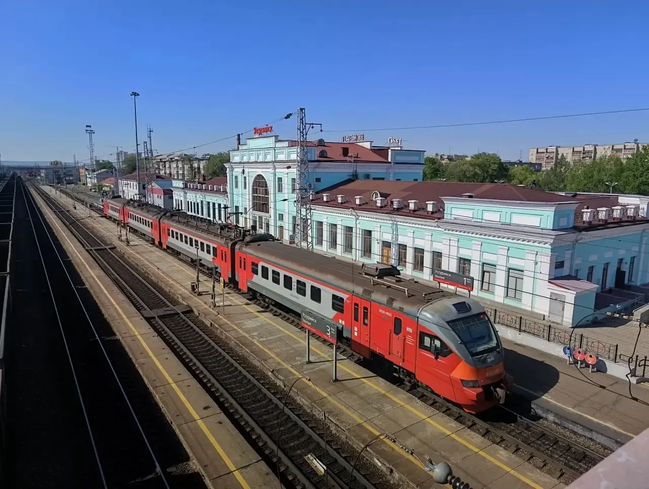 🚆 Планируете поездку из Владивостока в Лесозаводск? Обратите внимание на электричку