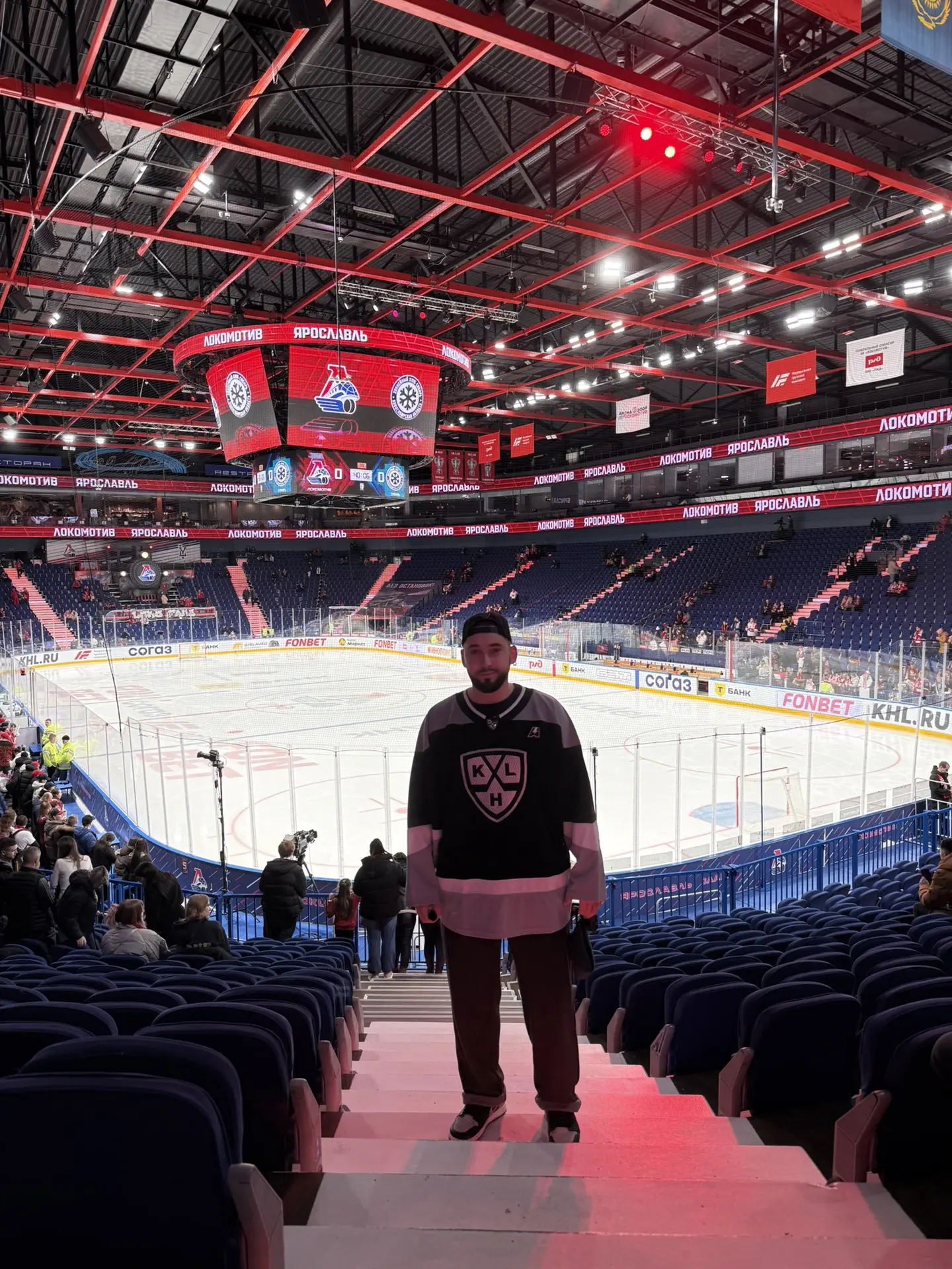 🏒 Хоккей вернётся в сентябре!

Первый домашний матч «Локомотива» пройдёт 5 сентября.

Первые три иг