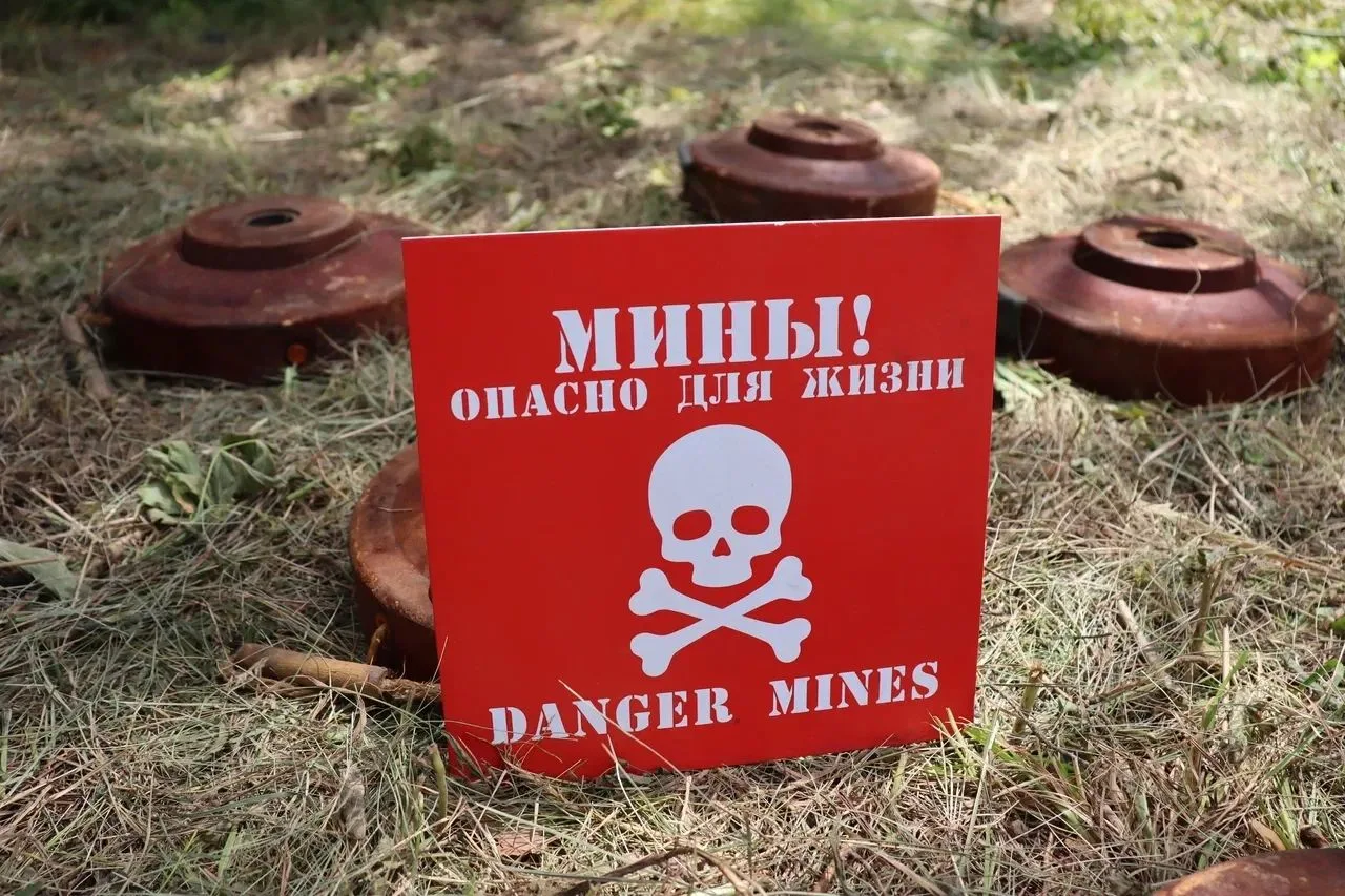 ❗В Пристени ранен мужчина, со слов очевидцев поднял с земли неизвестный предмет. Губерн...