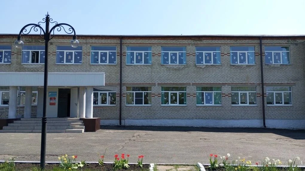 В преддверии Дня Победы в МКОУ «Успенская СОШ им. С.К. Косинова» прошла Всероссийская акция «Окна По