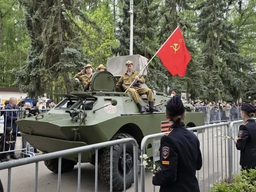 Парад полиции  ✨ Вчера наш 7 «К» кадетский класс полицейского профиля отправился в Управление внутре