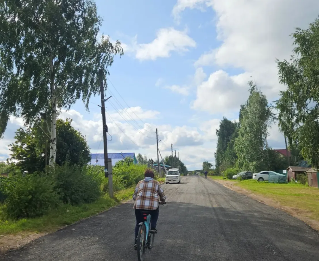 В Кирове продолжается ремонт грунтовых дорог, находящихся в основном на загородных терр...