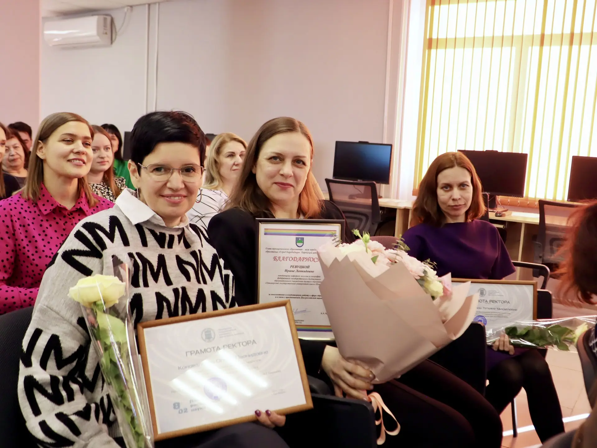 Наука — это люди!  Профессионализм, преданность делу и стремление к новым открытиям всегда находят о