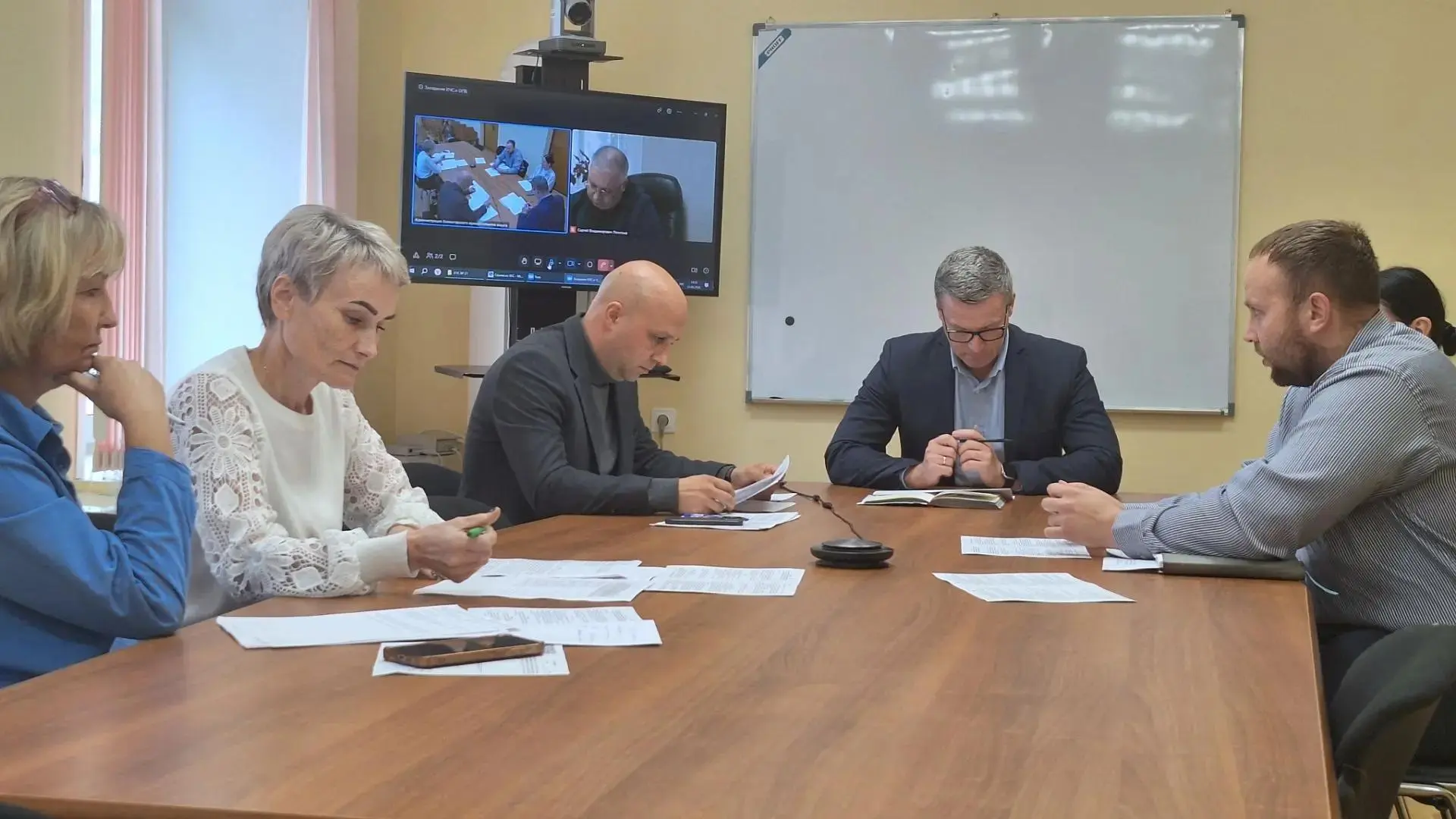 В администрации Холмогорского округа на заседании комиссии по предупреждению и ликвидац...