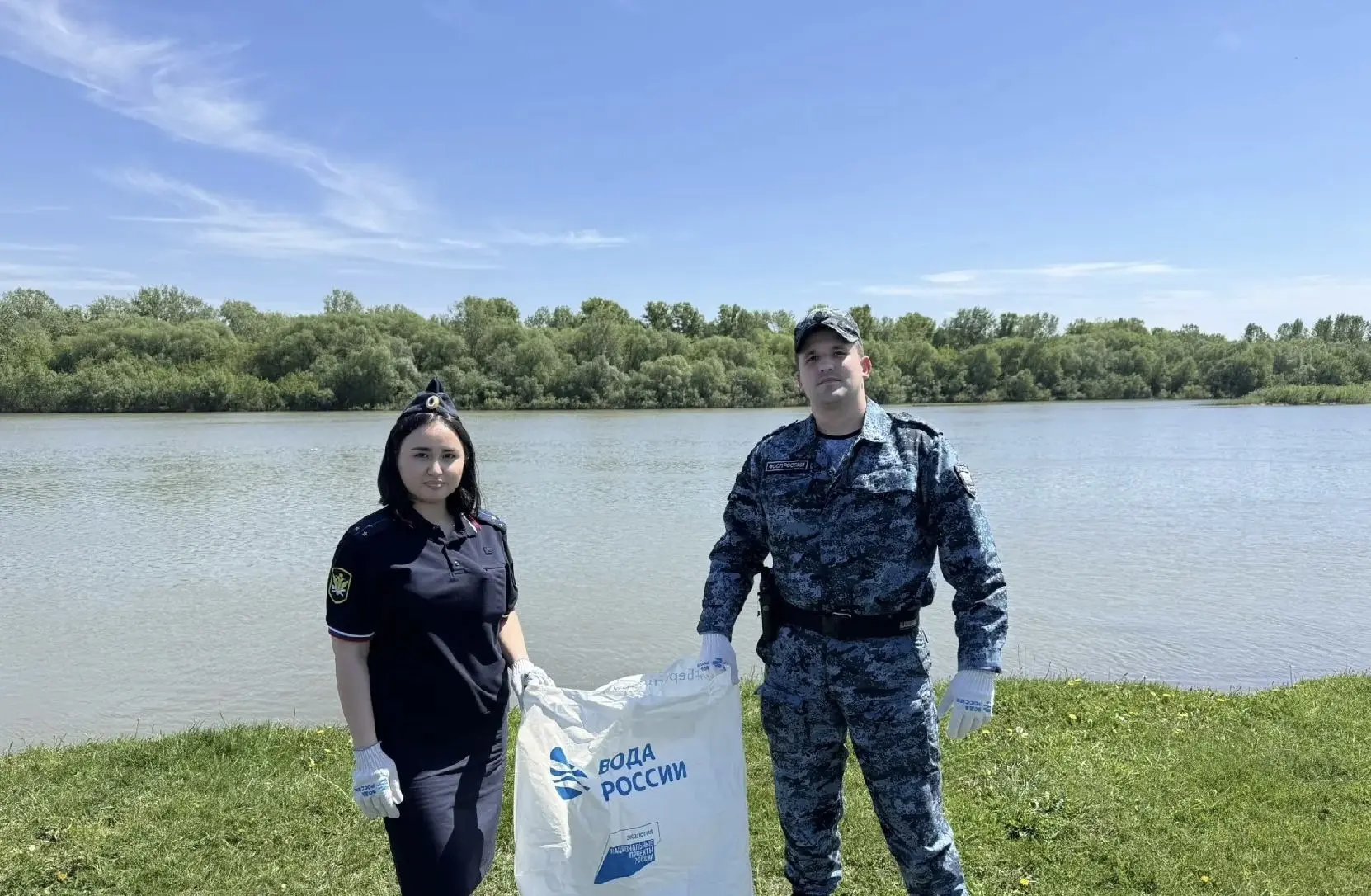 💧Судебные приставы Кузбасса присоединились к акции «Вода России» 
 
 🙏🏻Сотрудники ОСП по Новокузн
