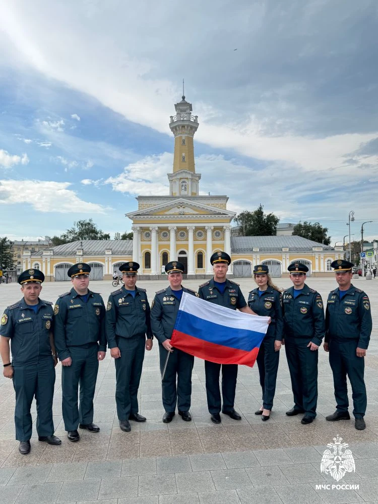 ❤️С Днëм России! 

💯Ещё раз поздравляем с праздником и желаем прекрасного вечера и удачных выходных