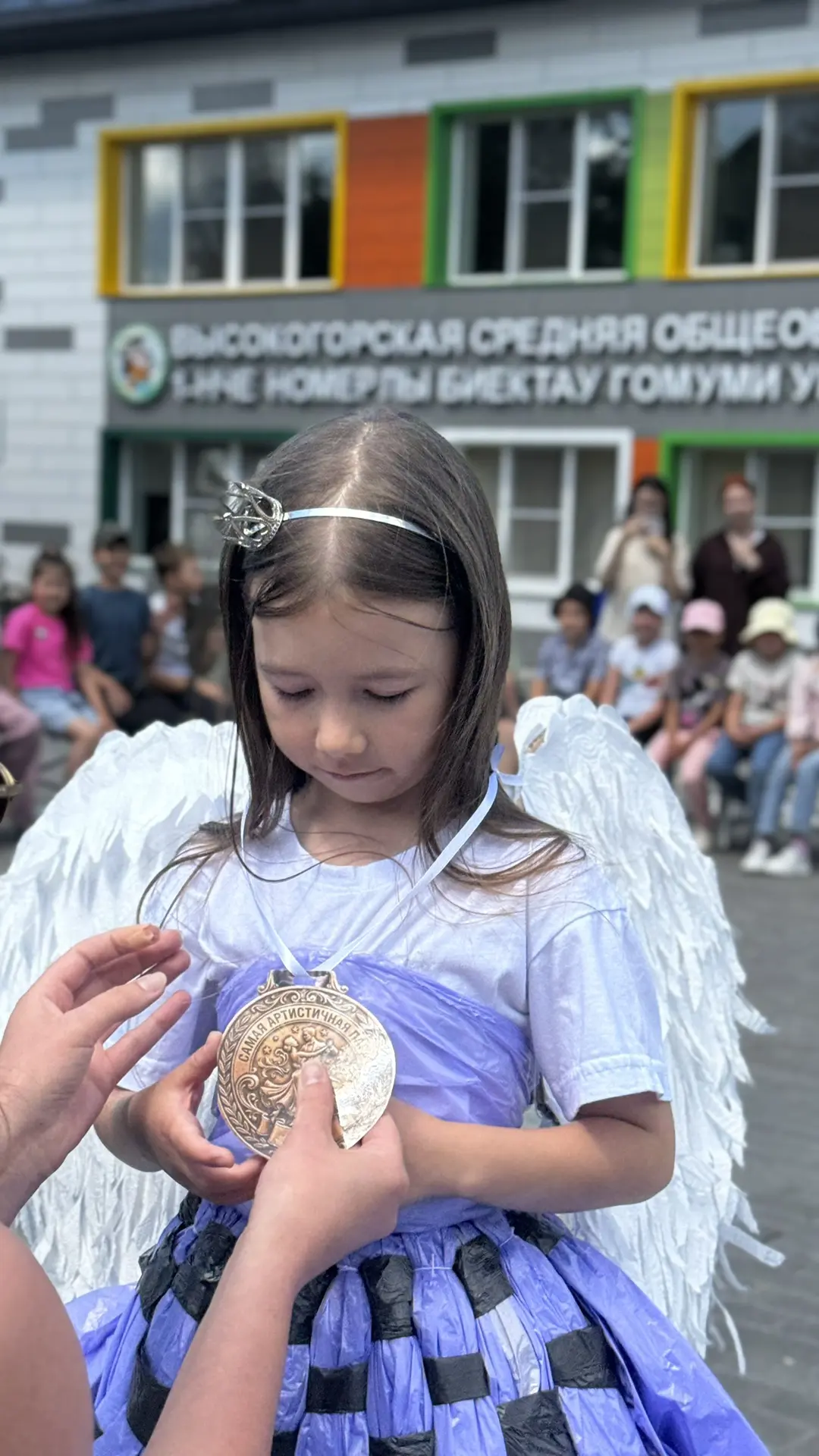 Когда мусор становится модой: наш конкурс «Мистер и Миссис Бригантина»

Ребята, вы бы это видели! 😱
