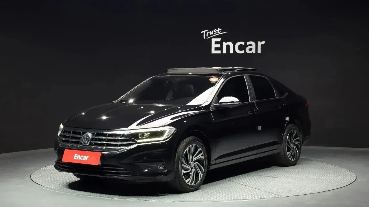VOLKSWAGEN JETTA

Выпуск: июль 2021 г.
Двигатель: 1.4 л | бензин| 150 л.с. | АКПП | 2WD
Комплектация
