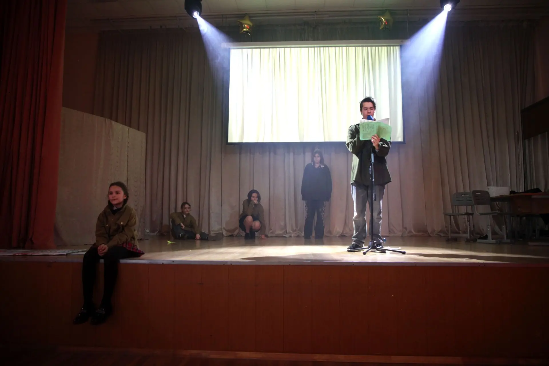 Западное крыло  🎭 В школьном корпусе на Путевом состоялась долгожданная премьера спектакля «Западное