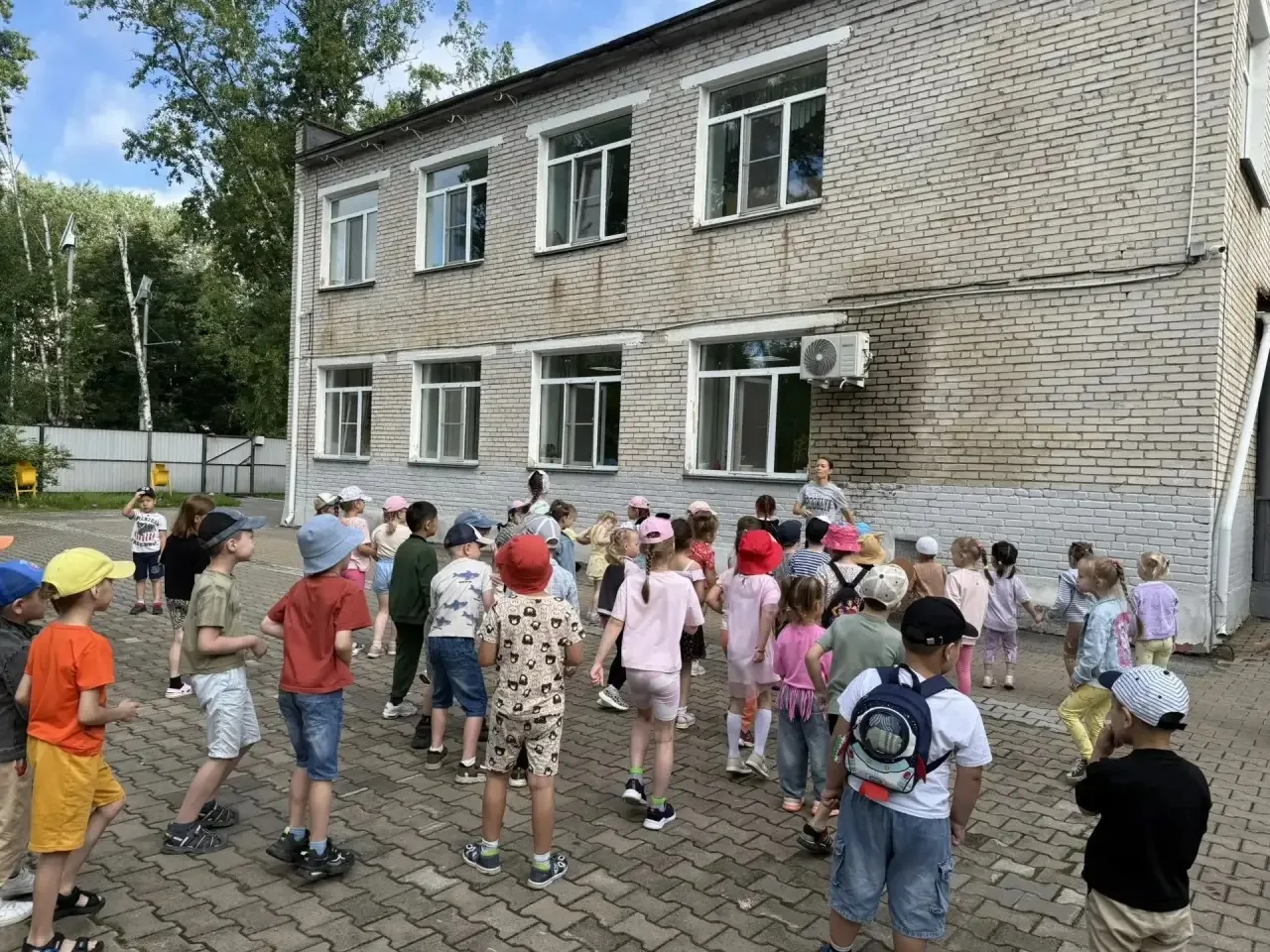 🎨С 13 по 17 июля в нашем детском саду проходит неделя здоровья. 
Что же такое ЗОЖ? 
Соблюдение режи