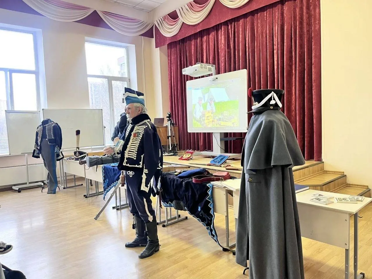 ⏳ ЖИВАЯ ИСТОРИЯ: ПУТЕШЕСТВИЕ В 1812 ГОД  В рамках военно-исторической реконструкции «Равнение на гер