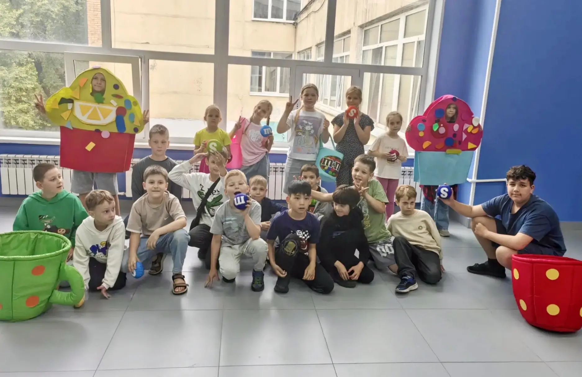 🎉 Конфетная вечеринка во второй смене лагеря - море радости и веселья! 🎉

Сегодня у наших ребят бы
