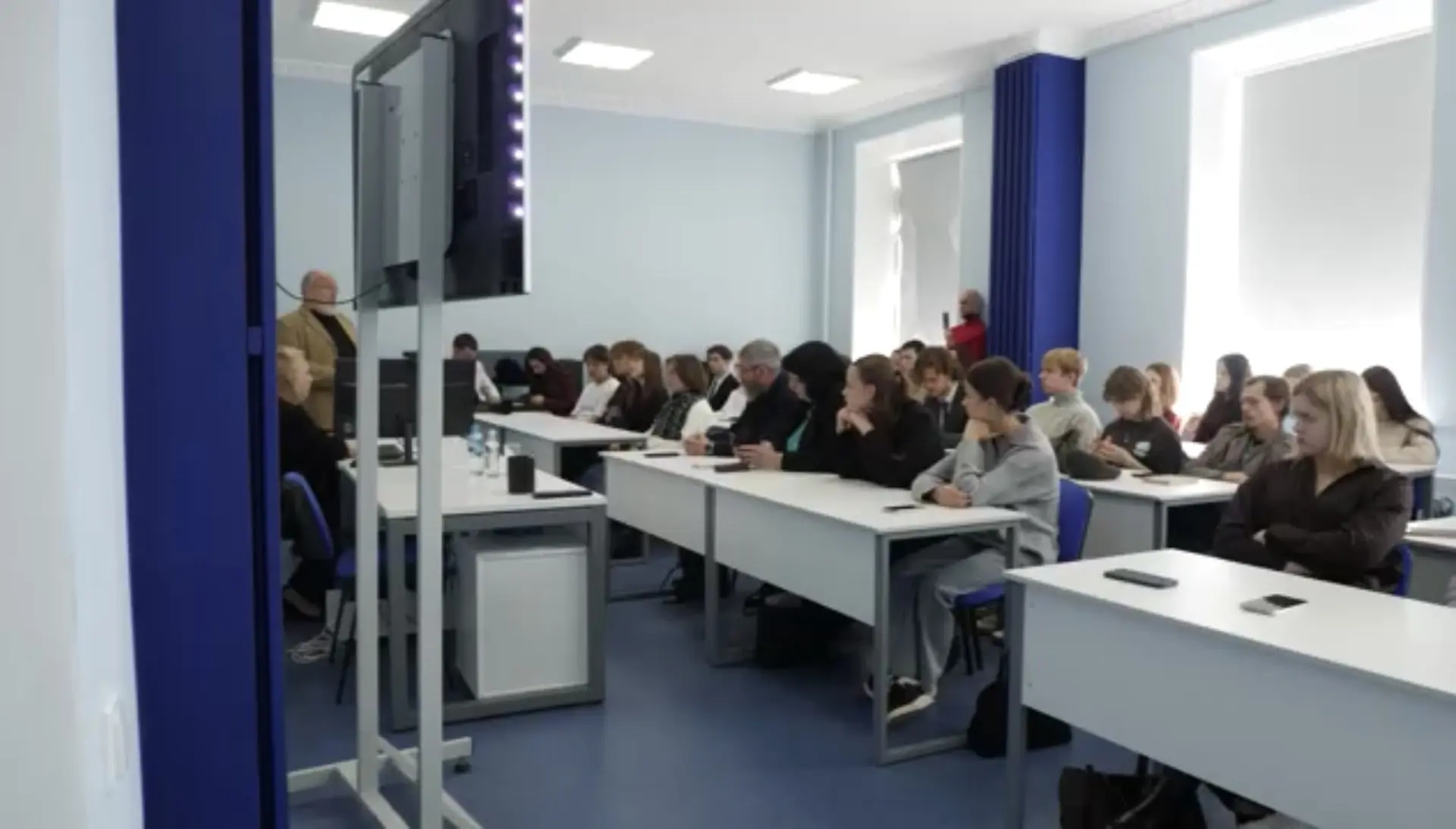 Визионерская лекция общественного деятеля Андрея Борисовича Кормухина - «Традиционные д...