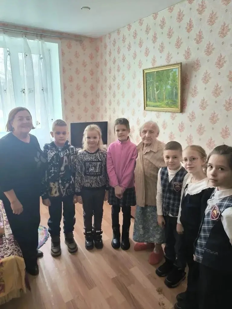 🖐️🫶Орлёнок - доброволец🫶🖐️ Наши «Орлята России» со своими классными руководителями реализуют трек "О