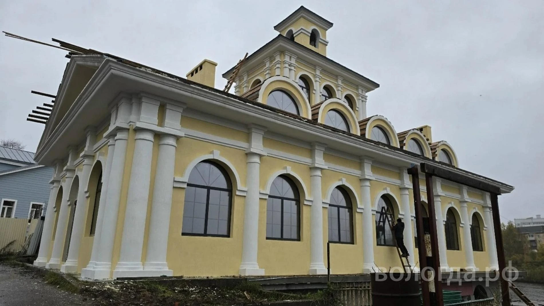 Завершен первый этап работ по обновлению речного вокзала к юбилею Вологды