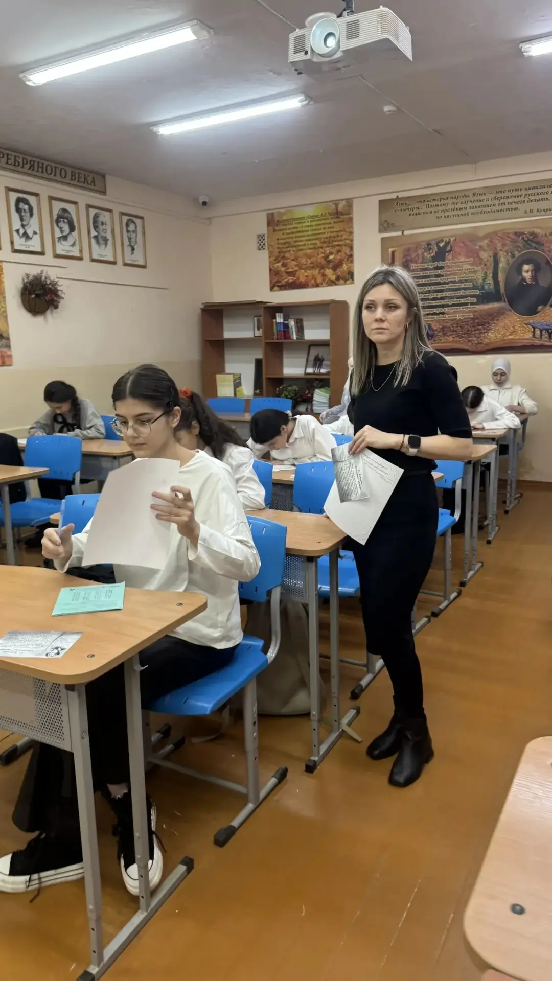 В рамках Недели русского языка и литературы состоялся традиционный конкурс каллиграфии «Пишу красиво