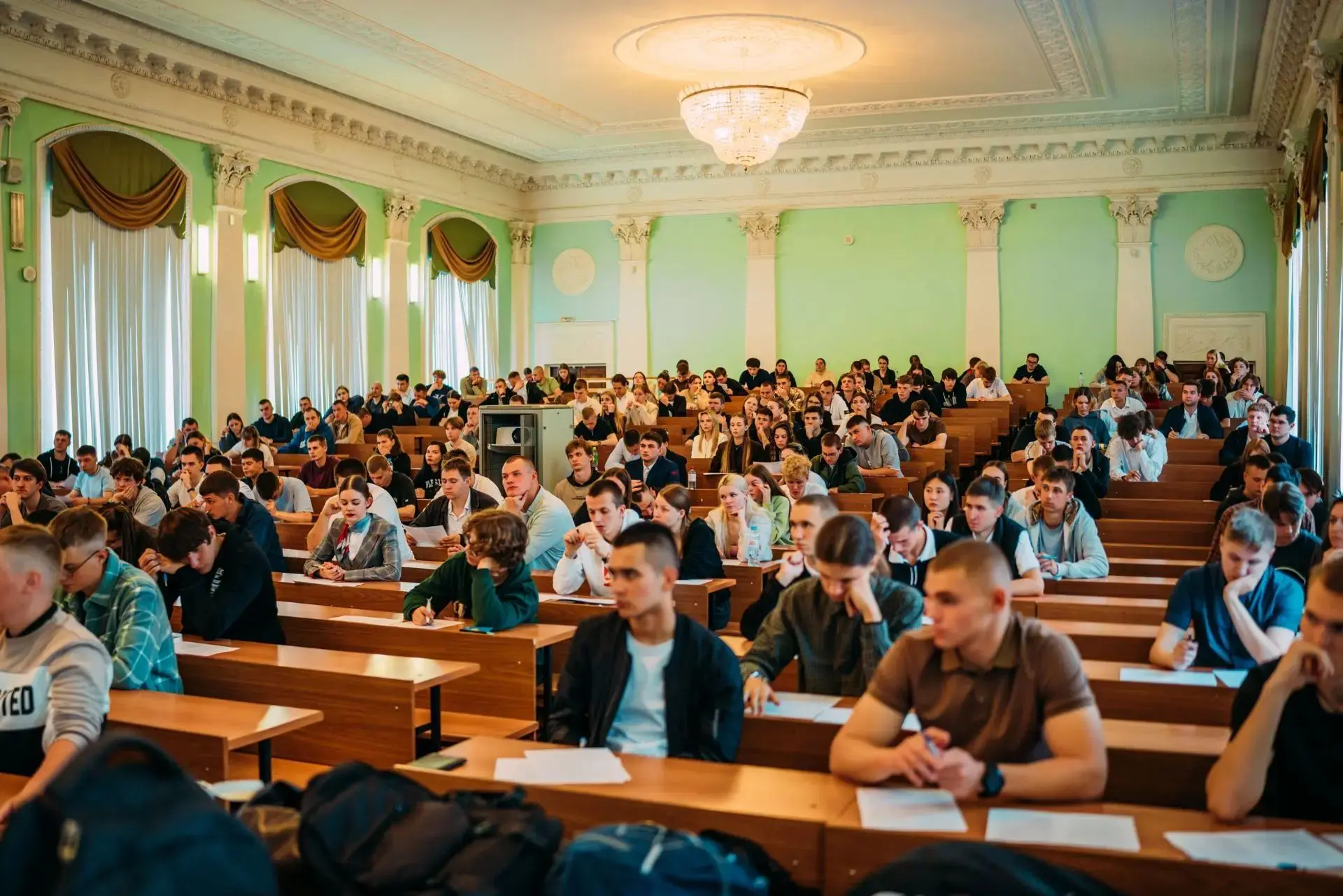 📚Более 6,9 тыс. первокурсников уже зачислены в вузы Росжелдора
