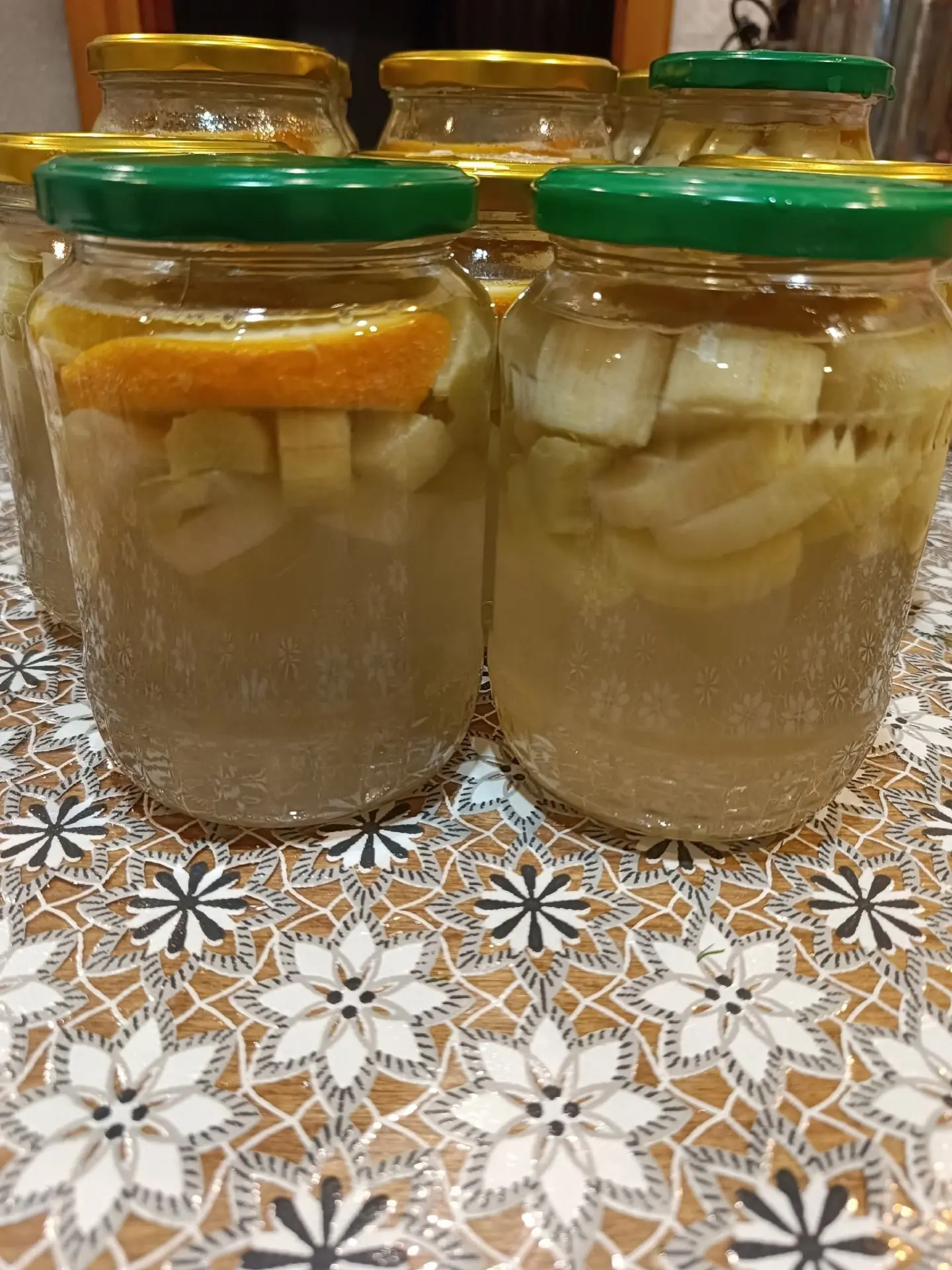 Компот из ревеня.