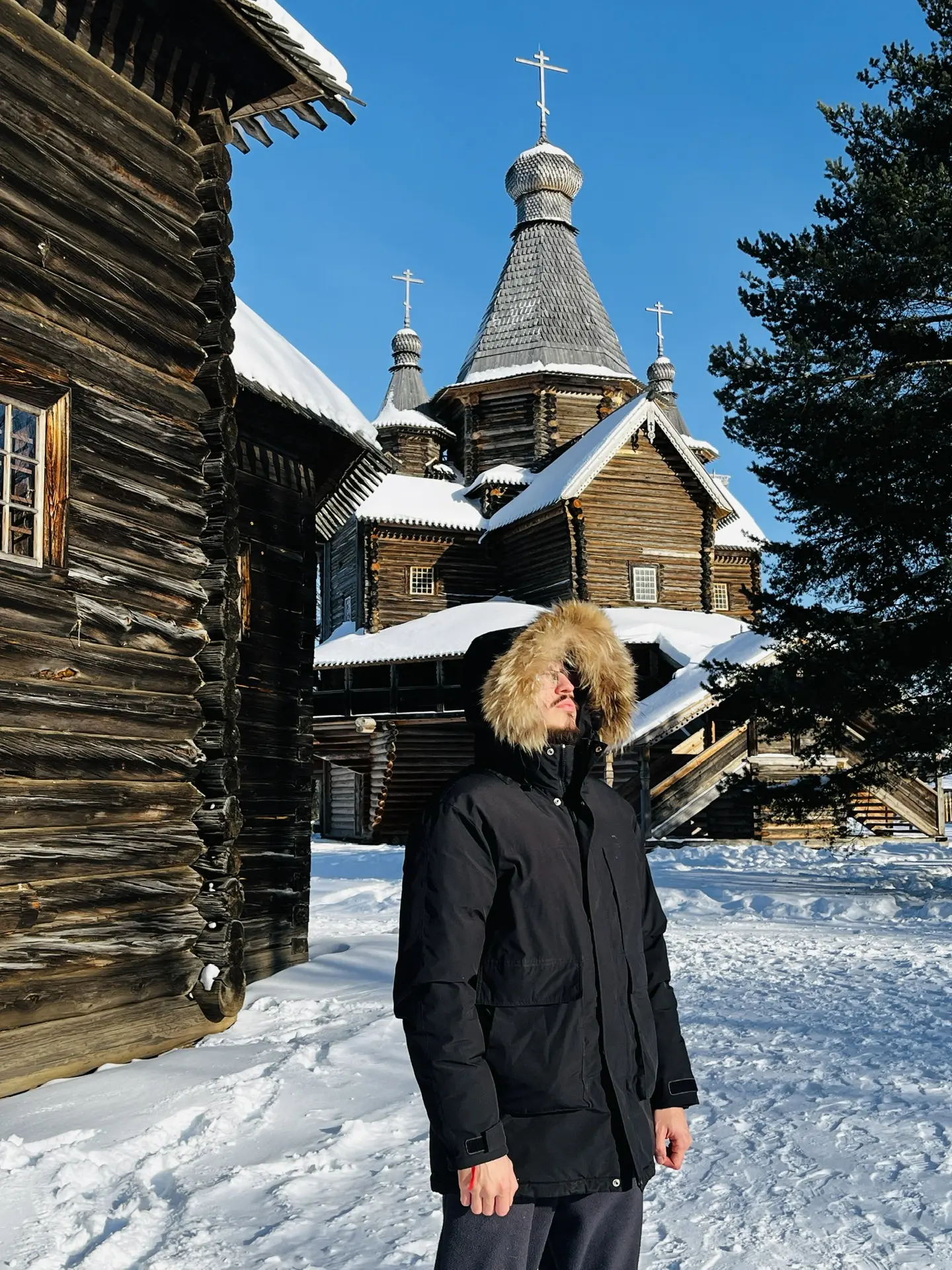 С Днём защитника Отечества, мужики!  Решил я к 23 февраля приурочить поездку в Великий Новгород. Пер