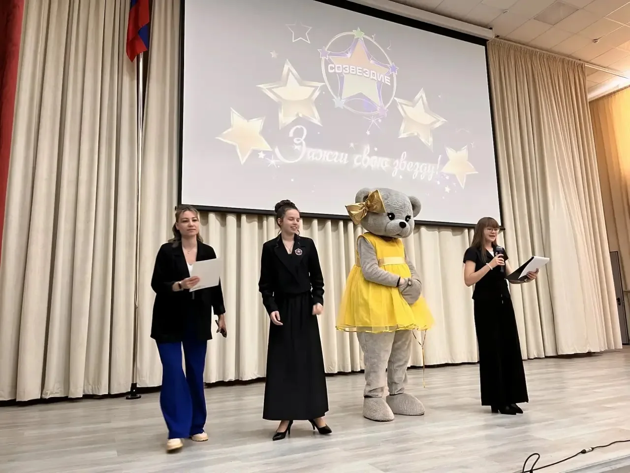 ✨ ИТОГИ ГОДА  ✨ Завершается учебный год, в школе традиционного проводятся итоговые линейки.  👉Награж