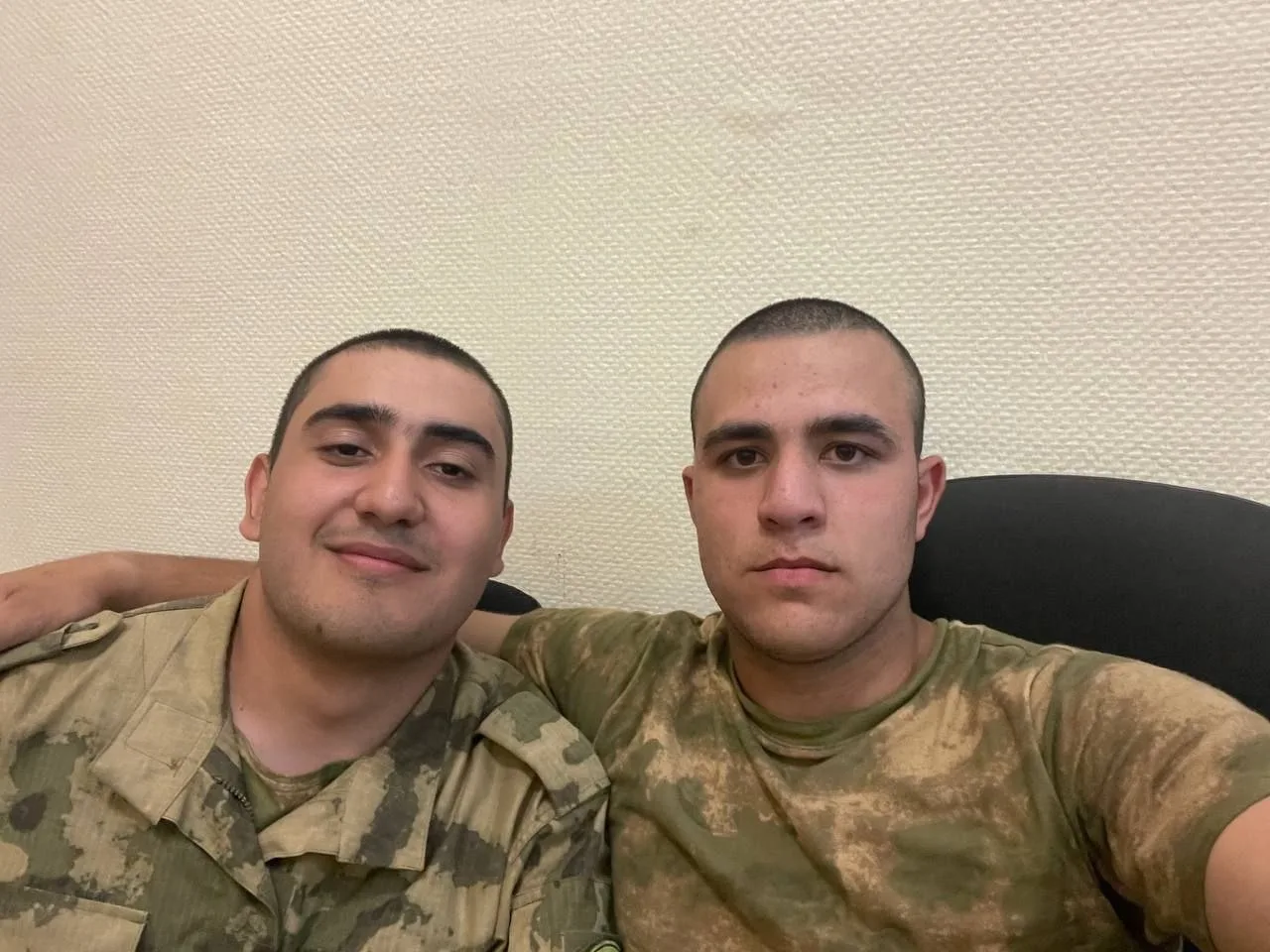 УРОК МУЖЕСТВА: ВСТРЕЧА С ВЫПУСКНИКАМИ‑ВОЕННОСЛУЖАЩИМ.

Заместитель директора по воспитательной работ