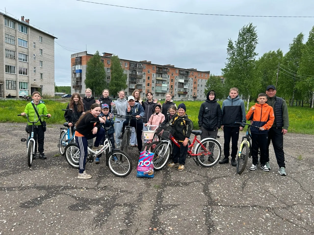 🚴‍♂🚴‍♀В ДЕНЬ ЗАЩИТЫ ДЕТЕЙ В МЕЖДУРЕЧЕНСКЕ ПРОШЛО «БЕЗОПАСНОЕ КОЛЕСО»