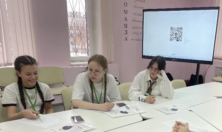 Школа медиаволонтёров «#СМИиМы»: наши ребята в Казани! 🔥   С 6 по 9 апреля 2026 года команда гимнази