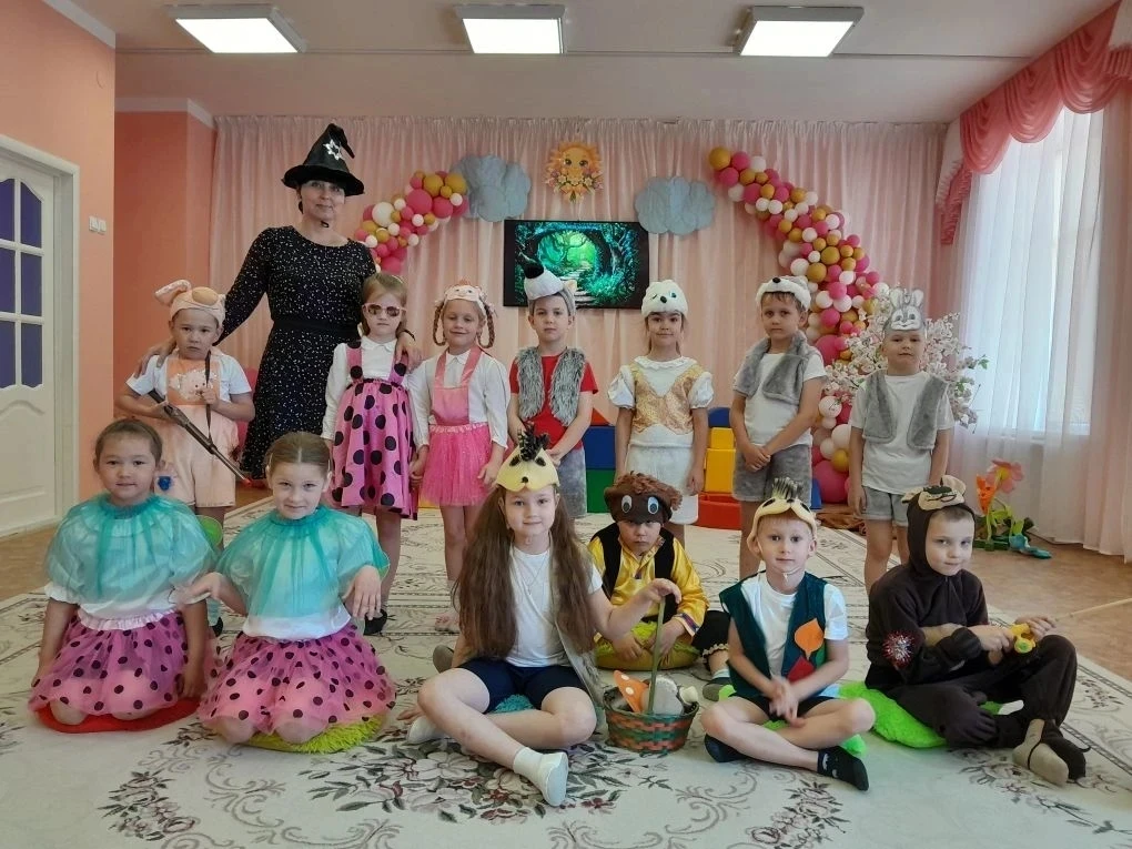 1 группа театрального кружка "Чудо-сказка" завершила театральный сезон великолепной пос...