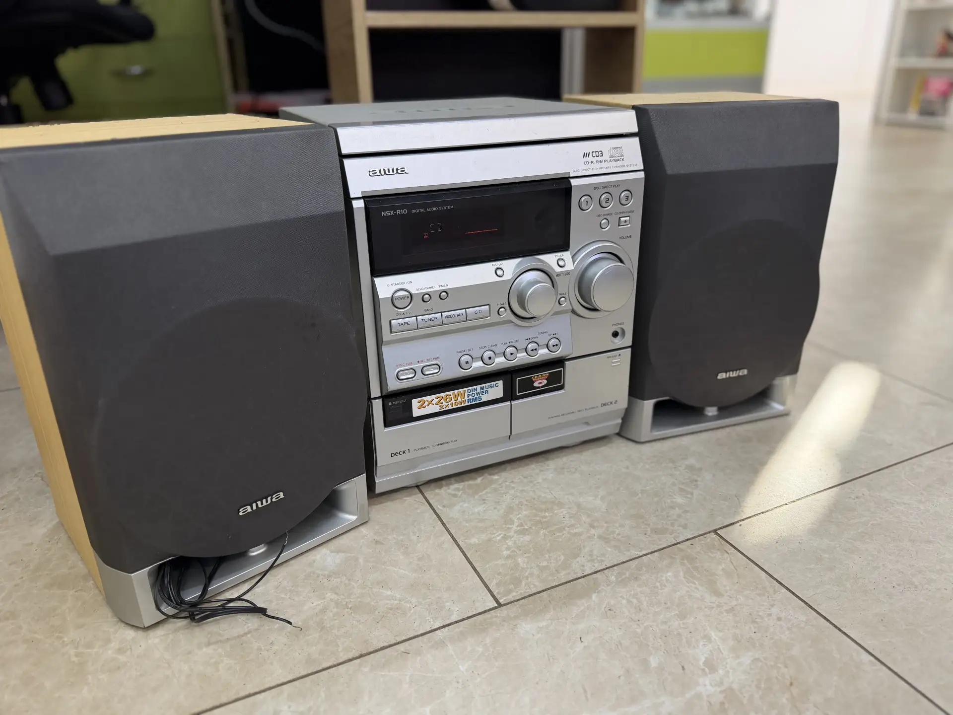Музыкальный центр Aiwa nsx r10